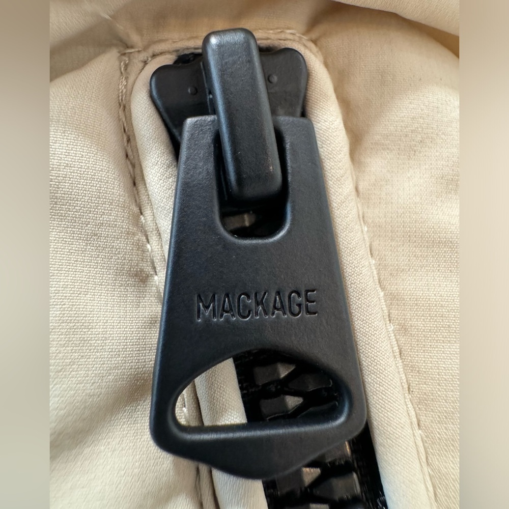 Mackage Bobbie Agile-360 Stretch Light Down Vest - image 7